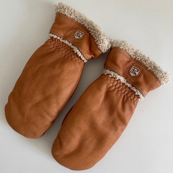 SOLD Hestra Leather Gloves - Picture 1 of 5